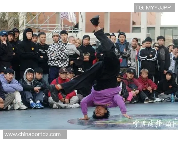 南京攀岩队在世界街舞大赛中以91分稳居积分榜首位 南京攀岩队在世界街舞大赛中以91分稳居积分榜首位