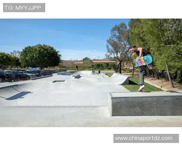 成都滑板队的速度之旅:探索滑板运动的极限与魅力 成都滑板队的速度之旅:探索滑板运动的极限与魅力