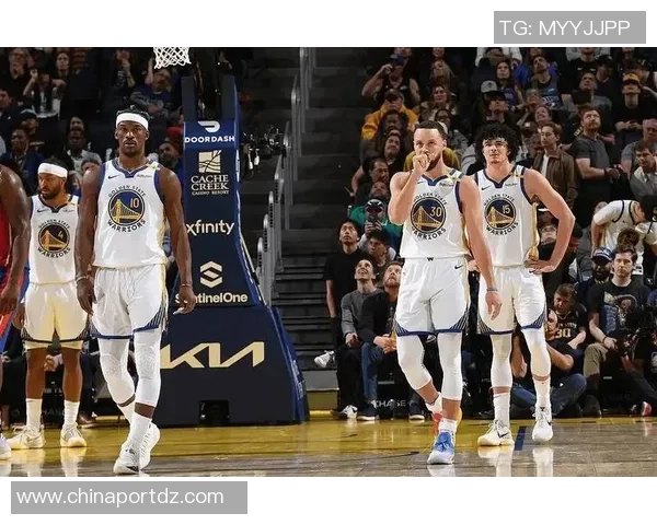 NBA骑士与勇士激战正酣腾讯直播精彩对决精彩回顾与分析 NBA骑士与勇士激战正酣腾讯直播精彩对决精彩回顾与分析