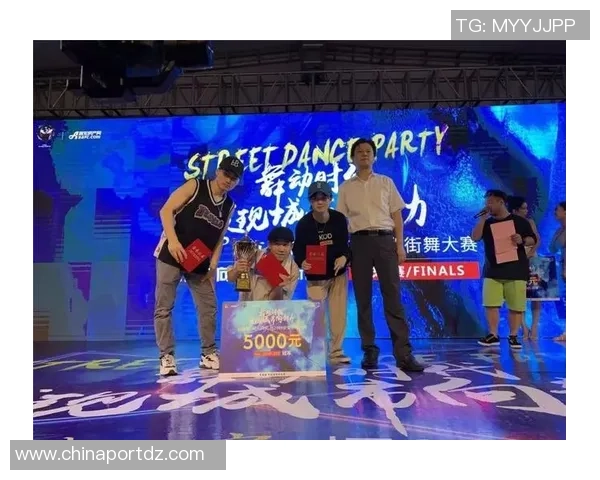 全国街舞大赛点评西安飞盘队战术表现与团队协作的精彩分析 全国街舞大赛点评西安飞盘队战术表现与团队协作的精彩分析