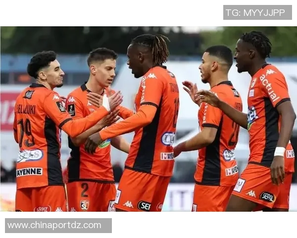 拉瓦勒与尼斯对决精彩纷呈谁能在赛场上笑到最后 拉瓦勒与尼斯对决精彩纷呈谁能在赛场上笑到最后